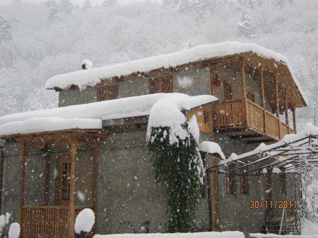 Guest House Gallery Oni Exterior foto