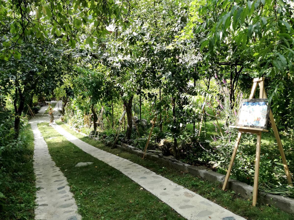 Guest House Gallery Oni Exterior foto