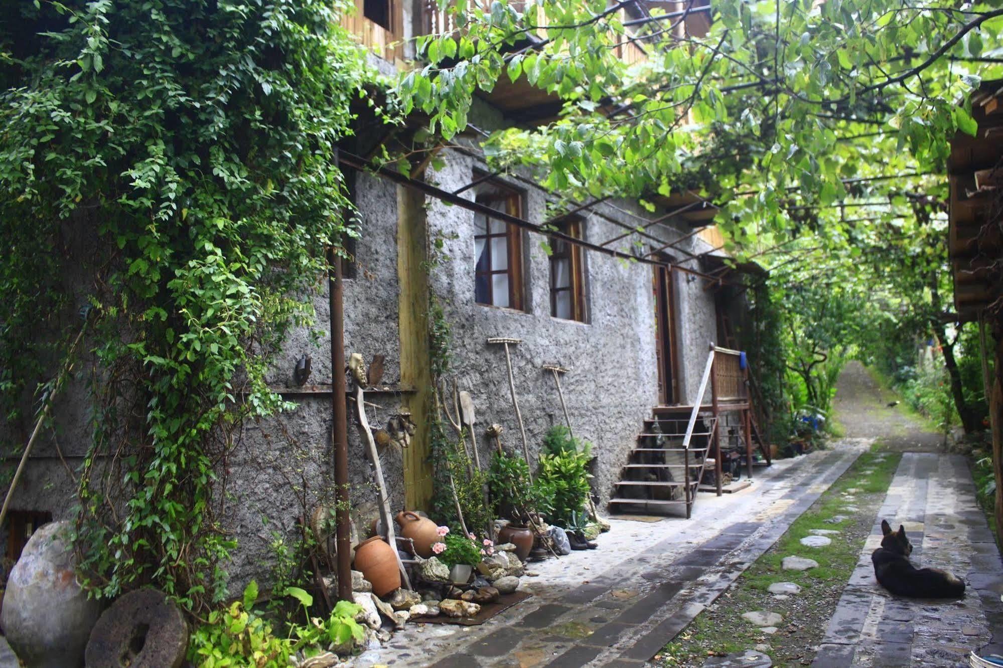Guest House Gallery Oni Exterior foto