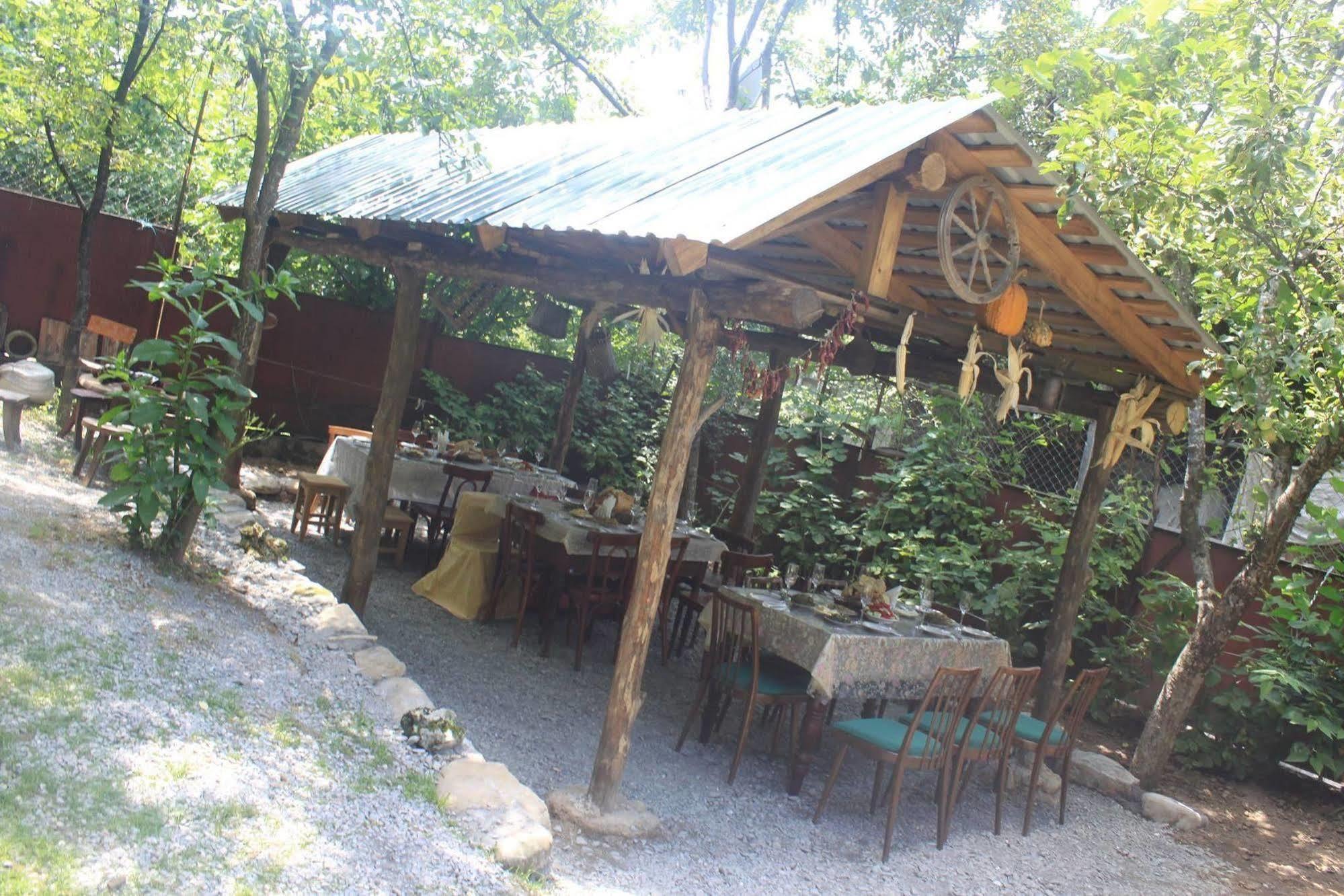Guest House Gallery Oni Exterior foto
